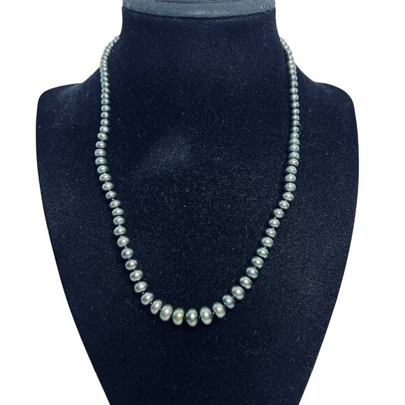 Honora Graduated Green Freshwater Pearl Choker Necklace (6035-1-2) - Picture 2 of 5